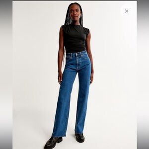 Abercrombie High Rise 90s Relaxed Jean “Dark” Wash